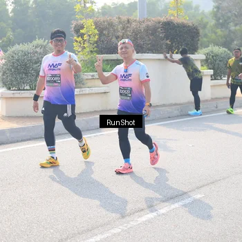 Runner Photo 6928055