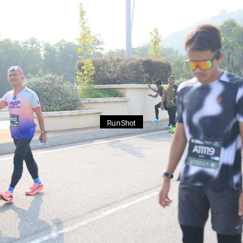 Runner Photo 6928058
