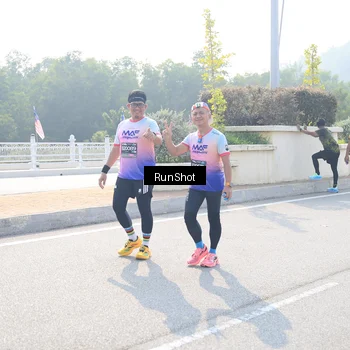 Runner Photo 6928063