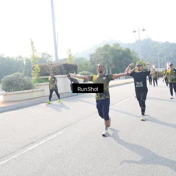 Runner Photo 6928072