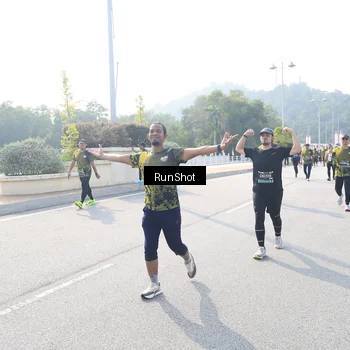 Runner Photo 6928073