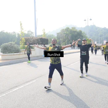 Runner Photo 6928074