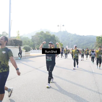 Runner Photo 6928076