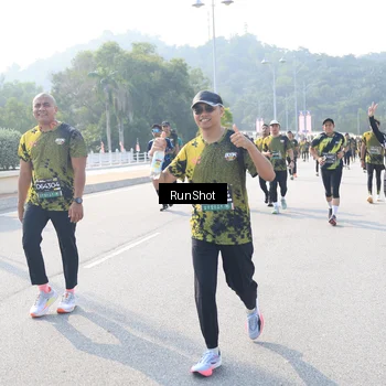Runner Photo 6928091