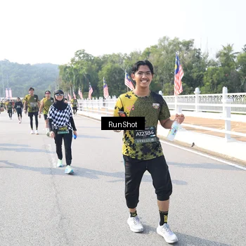 Runner Photo 6928102
