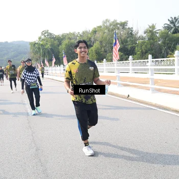 Runner Photo 6928103
