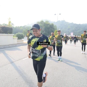 Runner Photo 6928117
