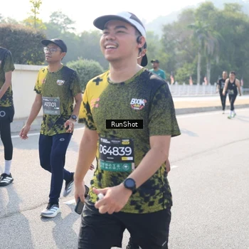 Runner Photo 6928130