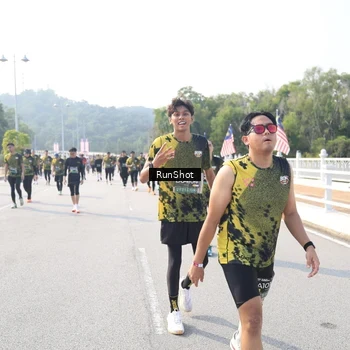 Runner Photo 6928133