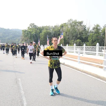 Runner Photo 6928140