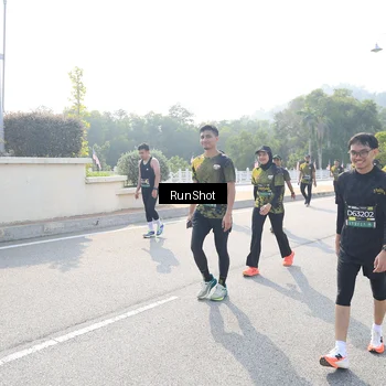 Runner Photo 6928158