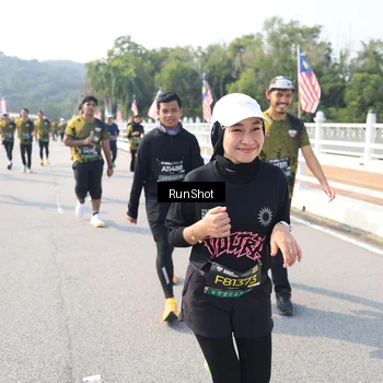 Runner Photo 6928173
