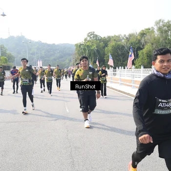 Runner Photo 6928177