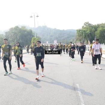 Runner Photo 6928192