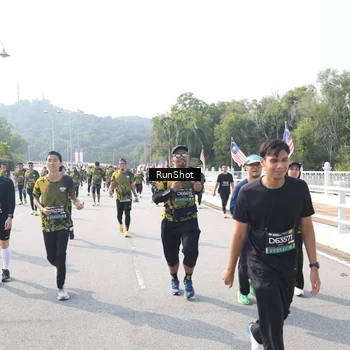 Runner Photo 6928194