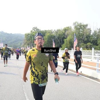 Runner Photo 6928222