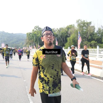 Runner Photo 6928224