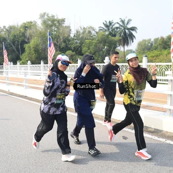 Runner Photo 6928239