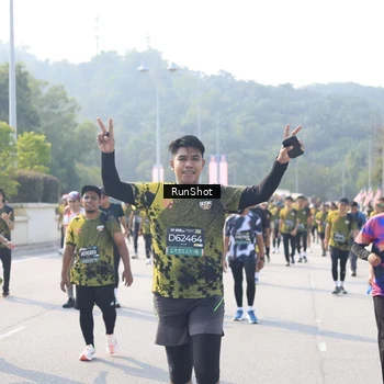 Runner Photo 6928246