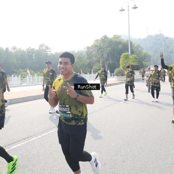 Runner Photo 6928247