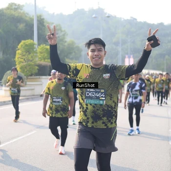Runner Photo 6928253