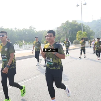 Runner Photo 6928254