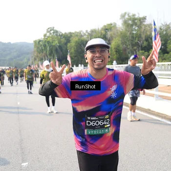 Runner Photo 6928263