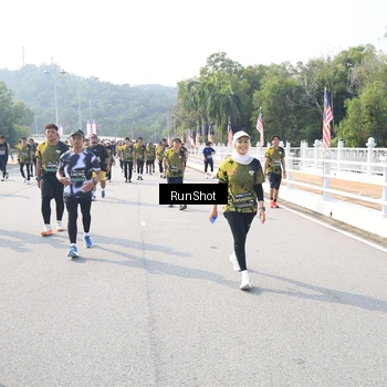 Runner Photo 6928273