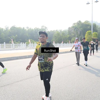 Runner Photo 6928278
