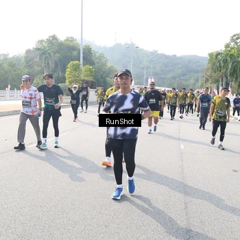 Runner Photo 6928282
