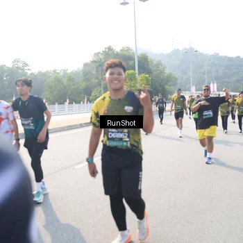 Runner Photo 6928292