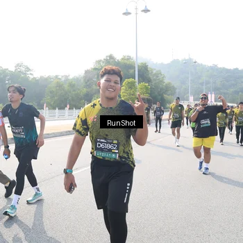 Runner Photo 6928298