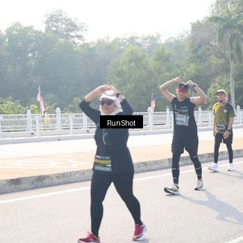 Runner Photo 6928313