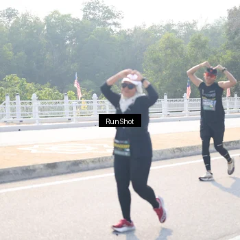Runner Photo 6928316