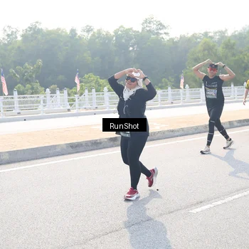 Runner Photo 6928318