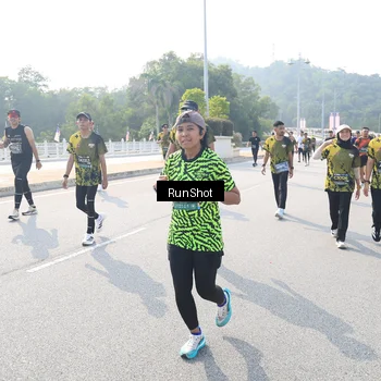 Runner Photo 6928324