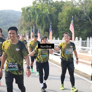 Runner Photo 6928345