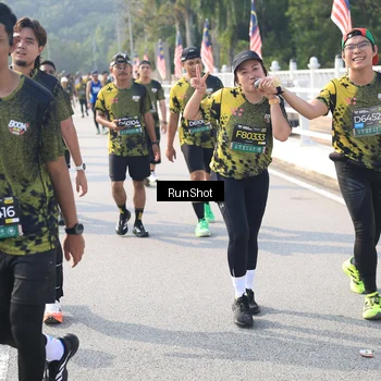 Runner Photo 6928349