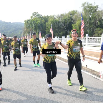 Runner Photo 6928353