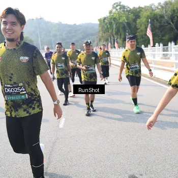 Runner Photo 6928363