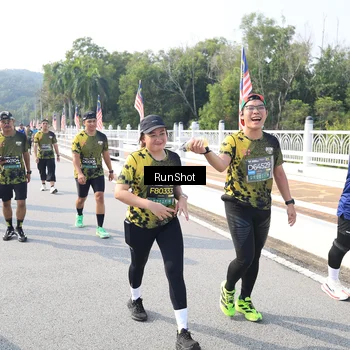 Runner Photo 6928366