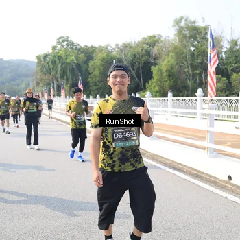 Runner Photo 6928399