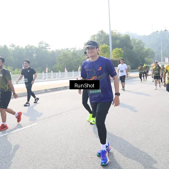 Runner Photo 6928401