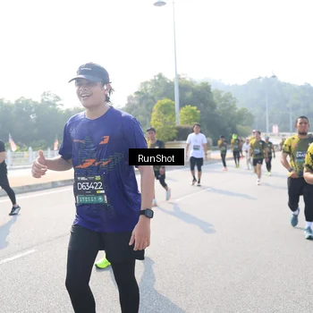 Runner Photo 6928403