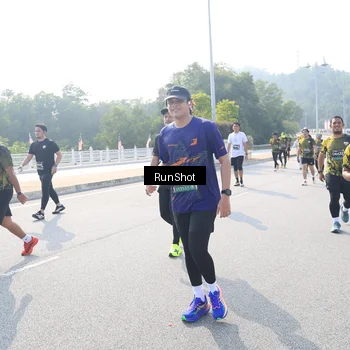 Runner Photo 6928407