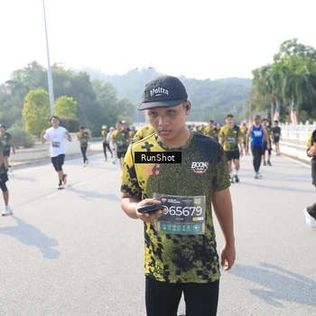 Runner Photo 6928411