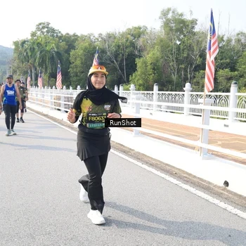 Runner Photo 6928423