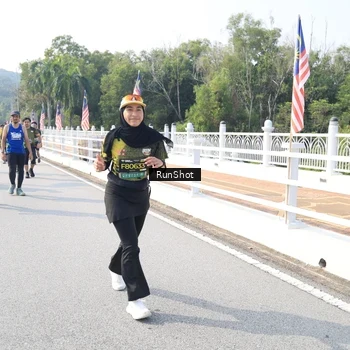 Runner Photo 6928424