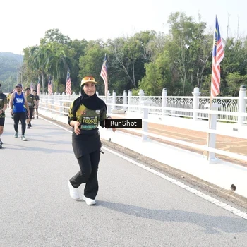 Runner Photo 6928429