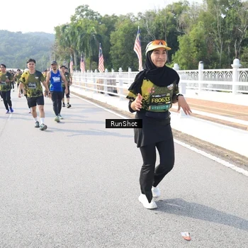 Runner Photo 6928430